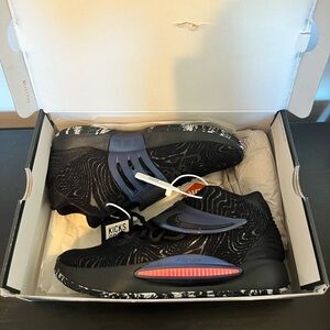NIB Nike KD 14 Black Laser Crimson Size 9.5 men’s